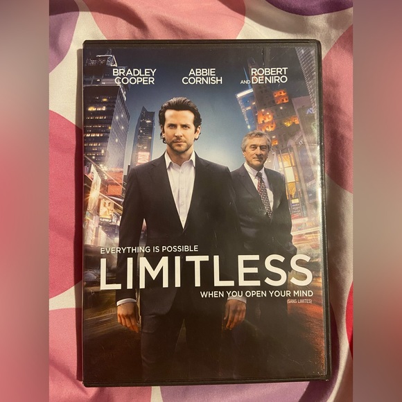 Limitless DVD - Picture 1 of 3
